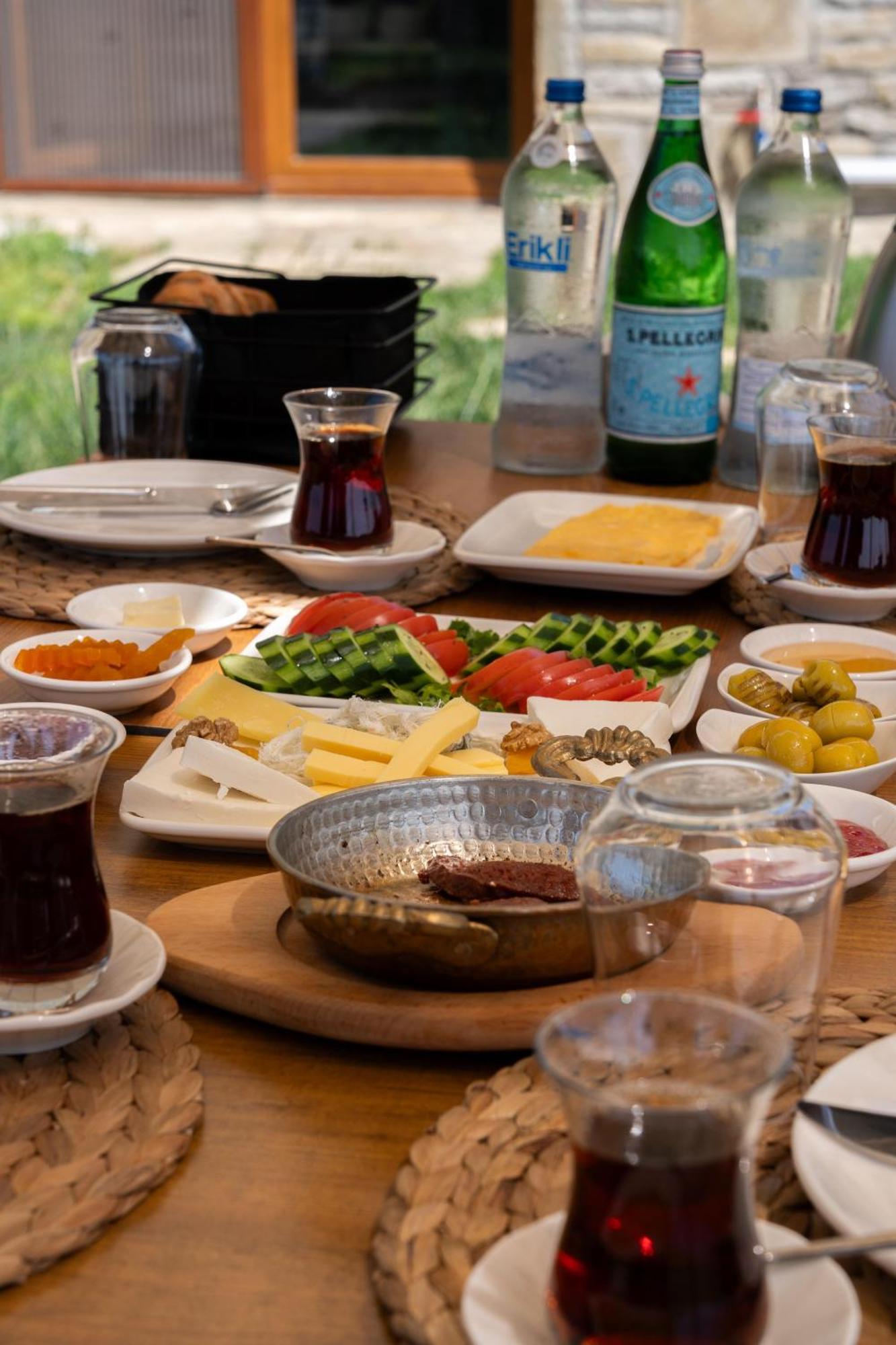 Terra Gaia Hotel İmroz Bagian luar foto