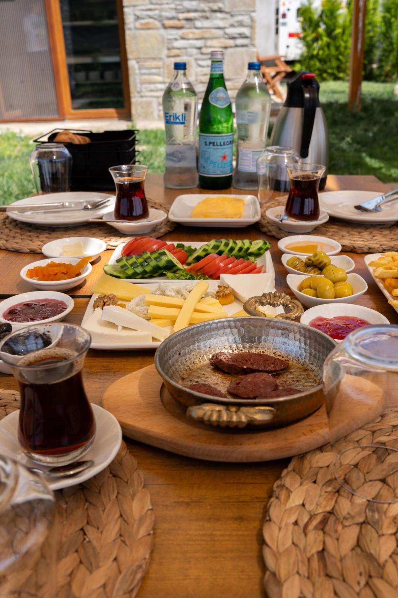 Terra Gaia Hotel İmroz Bagian luar foto