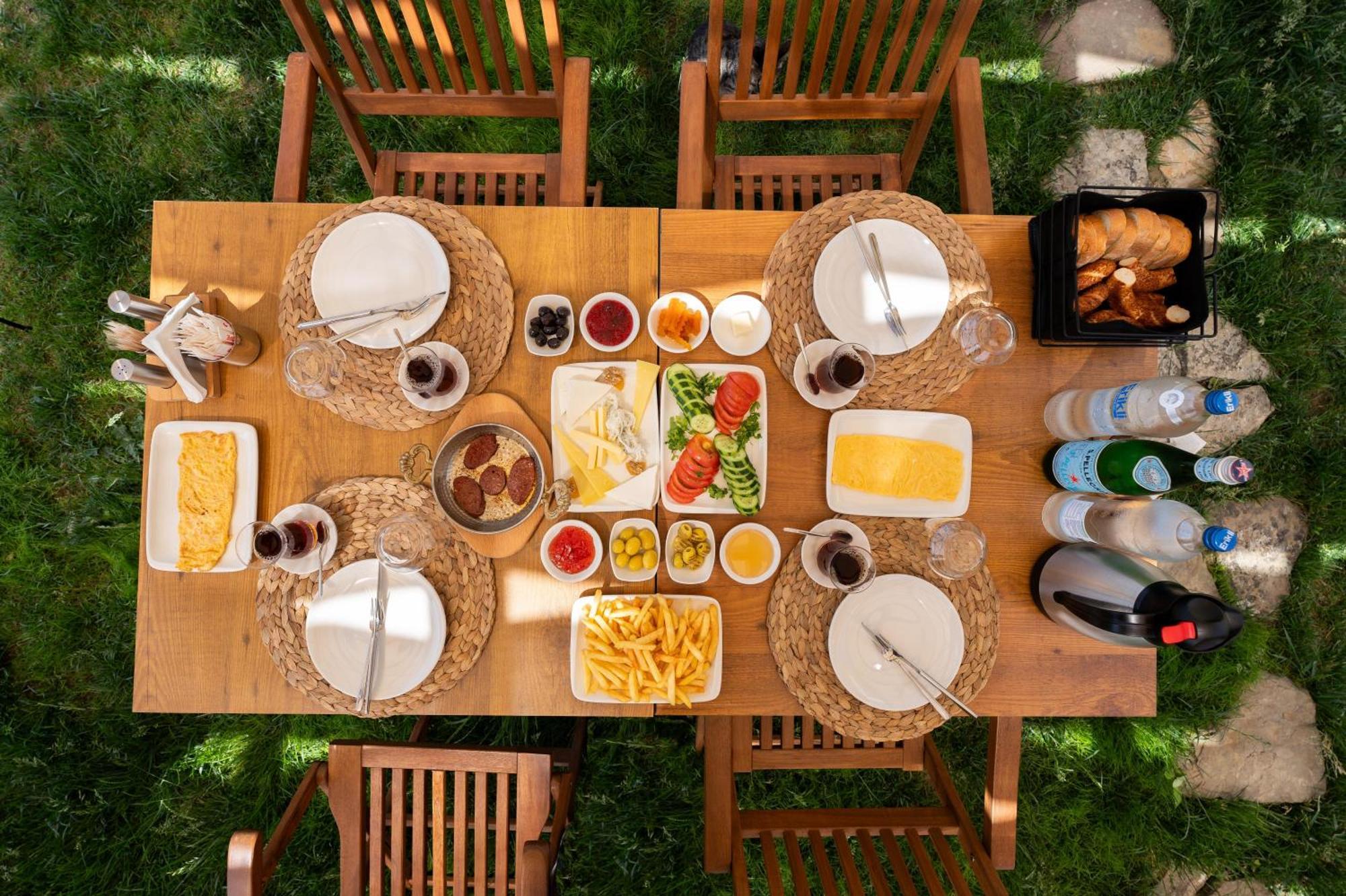 Terra Gaia Hotel İmroz Bagian luar foto